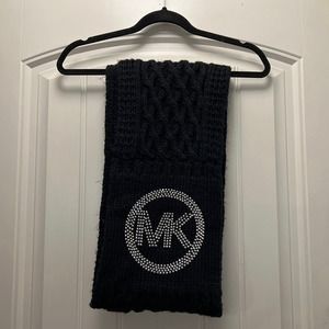 Michael Kors Women’s Pin Dot Studded Winter Knitted Scarf Wrap One Size Black‎